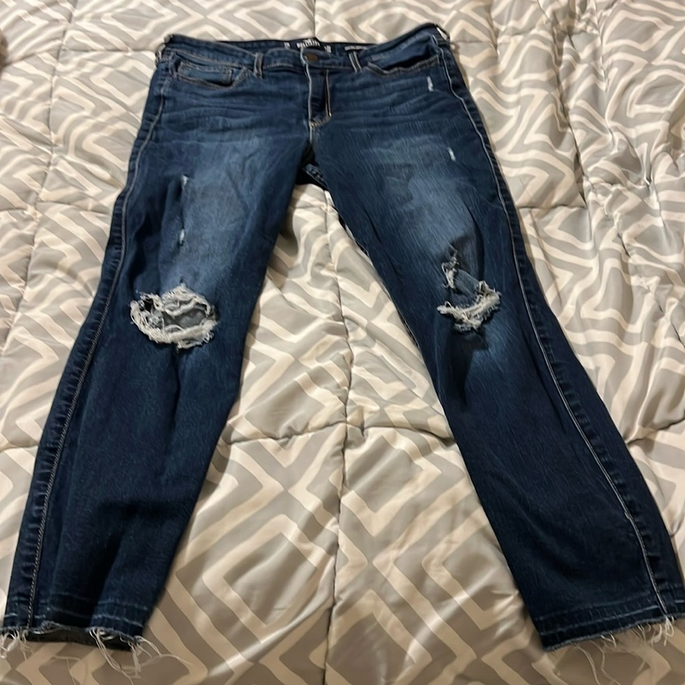 Hollister high rise super skinny crop 11R w30 l26